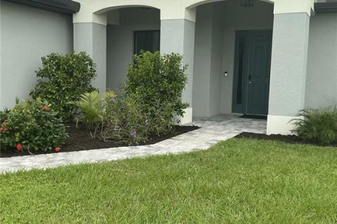 Villa ou maison à vendre à Rotonda, Floride: 3 chambres, 151.43 m2 № 2421813 - photo 2