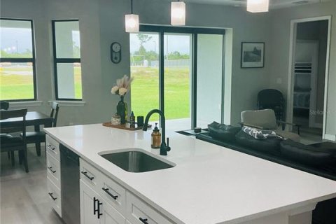 Villa ou maison à vendre à Rotonda, Floride: 3 chambres, 151.43 m2 № 2421813 - photo 10