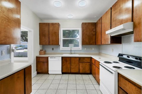 House in Bradenton, Florida 3 bedrooms, 154.5 sq.m. № 1858317 - photo 15