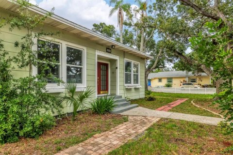 House in Bradenton, Florida 3 bedrooms, 154.5 sq.m. № 1858317 - photo 3