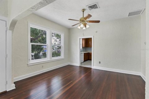 House in Bradenton, Florida 3 bedrooms, 154.5 sq.m. № 1858317 - photo 10