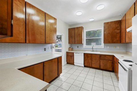 House in Bradenton, Florida 3 bedrooms, 154.5 sq.m. № 1858317 - photo 14