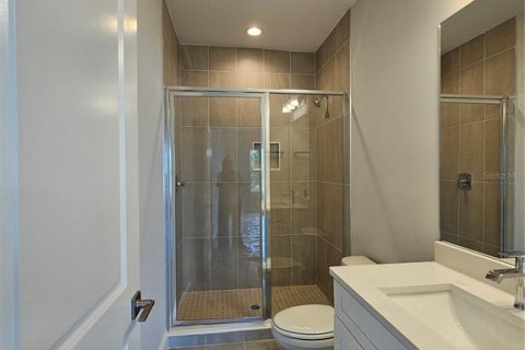 Townhouse in Seminole, Florida 2 bedrooms, 142.51 sq.m. № 2427375 - photo 13