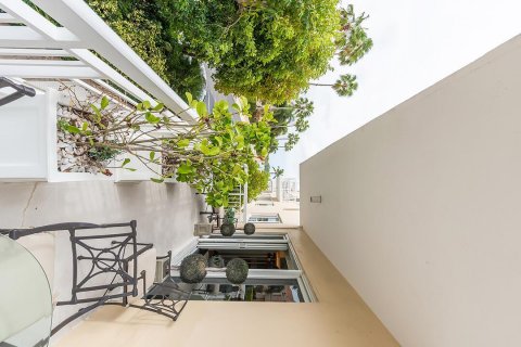 Condo in Palm Beach, Florida, 1 bedroom  № 2184920 - photo 17