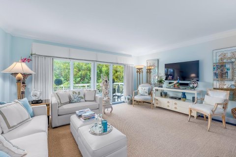 Condo in Palm Beach, Florida, 1 bedroom № 2184920