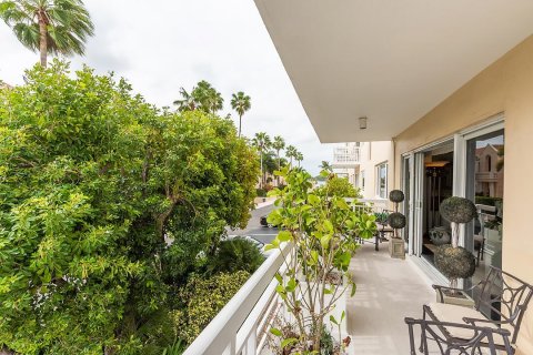 Condo in Palm Beach, Florida, 1 bedroom  № 2184920 - photo 18