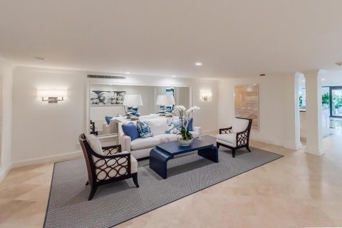 Condo in Palm Beach, Florida, 1 bedroom  № 2184920 - photo 25