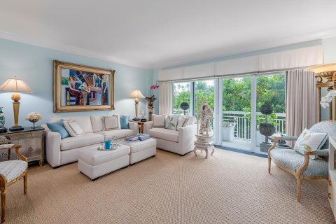 Condo in Palm Beach, Florida, 1 bedroom  № 2184920 - photo 2