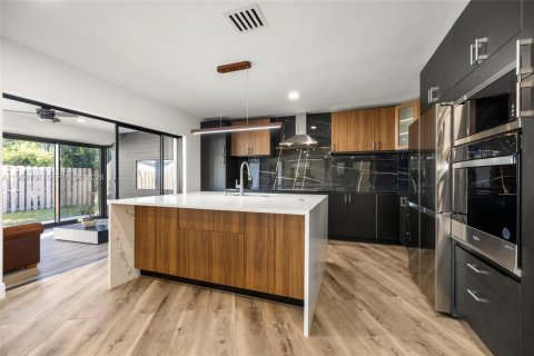 Casa en venta en Lighthouse Point, Florida, 4 dormitorios, 229.1 m2 № 2027096 - foto 13