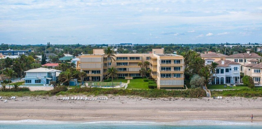 Condo in Highland Beach, Florida, 2 bedrooms  № 876519