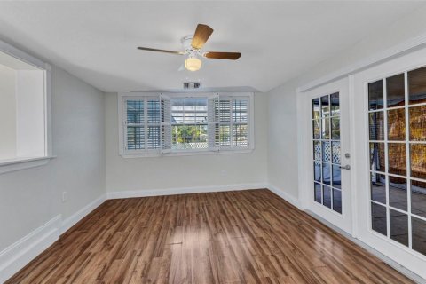 Casa en venta en Port Charlotte, Florida, 3 dormitorios, 116.5 m2 № 1724502 - foto 13