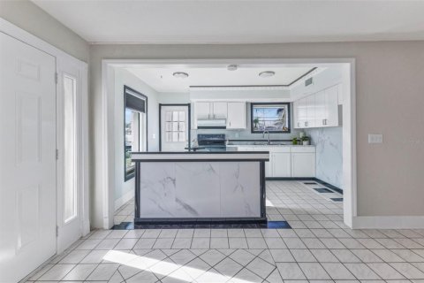 Casa en venta en Port Charlotte, Florida, 3 dormitorios, 116.5 m2 № 1724502 - foto 8