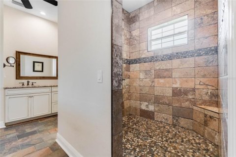 Casa en venta en Clermont, Florida, 6 dormitorios, 535.86 m2 № 1757912 - foto 30