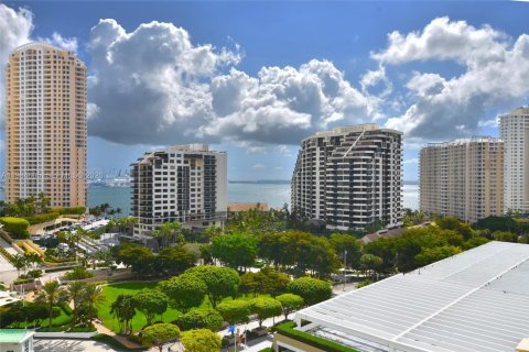 Condo in Miami, Florida, 3 bedrooms  № 2052994 - photo 5