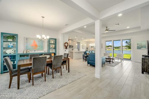 Villa ou maison à vendre à Palm Bay, Floride: 4 chambres, 209.49 m2 № 1856042 - photo 6