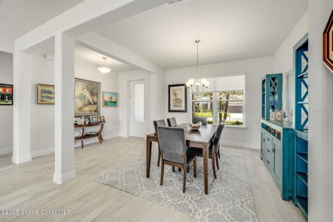 Villa ou maison à vendre à Palm Bay, Floride: 4 chambres, 209.49 m2 № 1856042 - photo 8