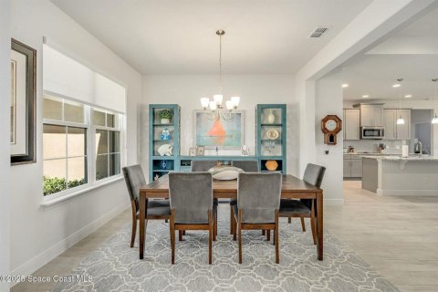 Villa ou maison à vendre à Palm Bay, Floride: 4 chambres, 209.49 m2 № 1856042 - photo 5