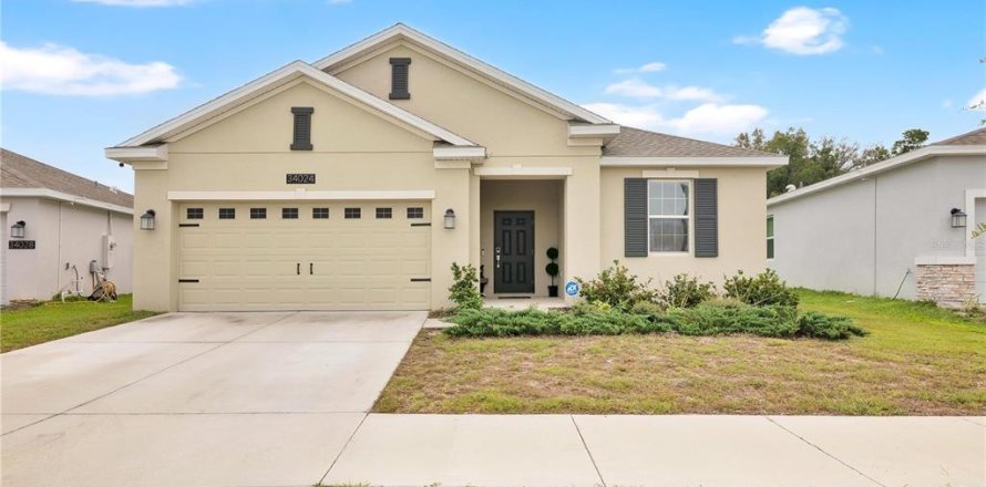 Villa ou maison à LIBERTY PRESERVE à Leesburg, Floride 4 chambres, 171.87 m2 № 2405556