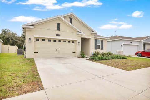 Villa ou maison à vendre à Leesburg, Floride: 4 chambres, 171.87 m2 № 2405556 - photo 2