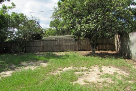 House in Clermont, Florida 2 bedrooms, 96.99 sq.m. № 1799943 - photo 11