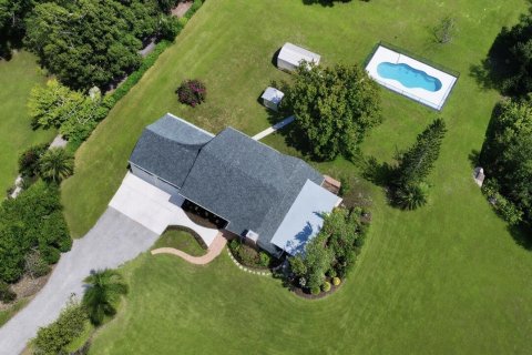 House in Vero Beach, Florida 4 bedrooms, 240.62 sq.m. № 2146170 - photo 3