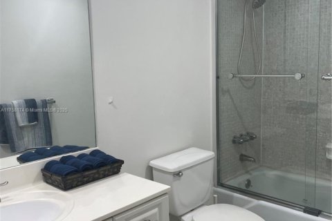 Condo in Sunny Isles Beach, Florida, 1 bedroom  № 1707217 - photo 6