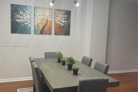 Condo in Sunny Isles Beach, Florida, 1 bedroom  № 1707217 - photo 4
