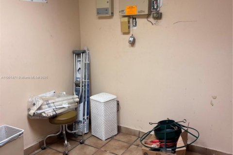 Immobilier commercial à vendre à Miami, Floride № 1953173 - photo 10