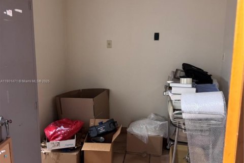 Immobilier commercial à vendre à Miami, Floride № 1953173 - photo 15