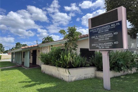 Immobilier commercial à vendre à Miami, Floride № 1953173 - photo 1