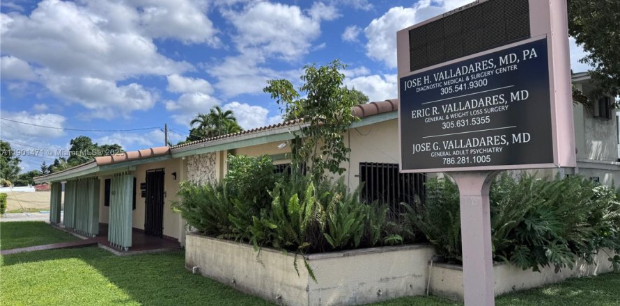 Immobilier commercial à Miami, Floride № 1953173