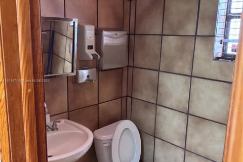 Immobilier commercial à vendre à Miami, Floride № 1953173 - photo 9