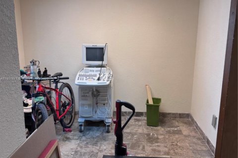 Immobilier commercial à vendre à Miami, Floride № 1953173 - photo 17