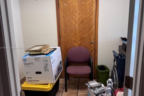 Immobilier commercial à vendre à Miami, Floride № 1953173 - photo 16