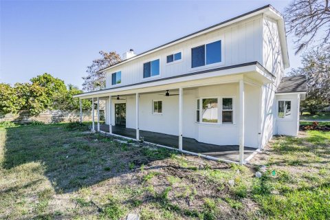 Villa ou maison à louer à New Port Richey, Floride: 4 chambres, 250.84 m2 № 2386156 - photo 26