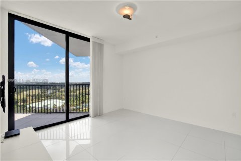 Condo in Doral, Florida, 3 bedrooms  № 1889257 - photo 18