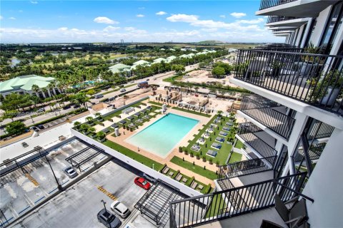 Condo in Doral, Florida, 3 bedrooms  № 1889257 - photo 17