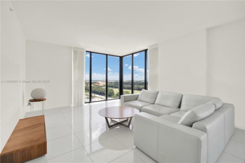 Condo in Doral, Florida, 3 bedrooms  № 1889257 - photo 9