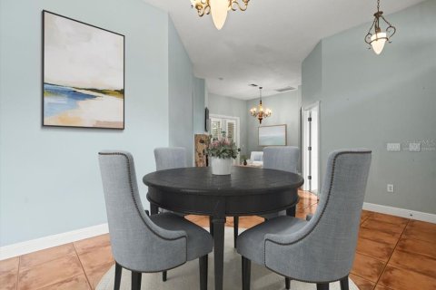 House in Lutz, Florida 5 bedrooms, 239.69 sq.m. № 1808469 - photo 8