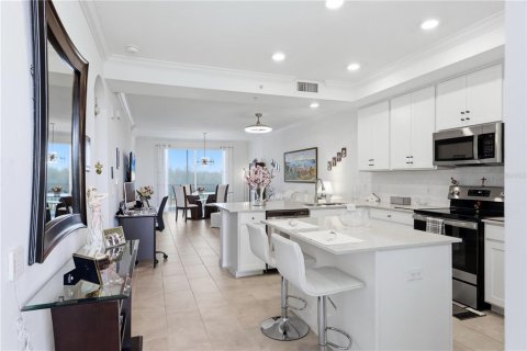 Condo in Bradenton, Florida, 2 bedrooms  № 2217849 - photo 5