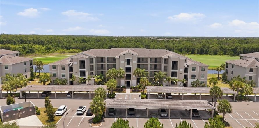 Condo in Bradenton, Florida, 2 bedrooms  № 2217849