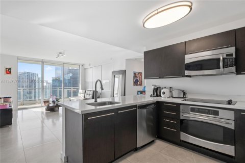 Condo in Miami, Florida, 2 bedrooms  № 2057000 - photo 6