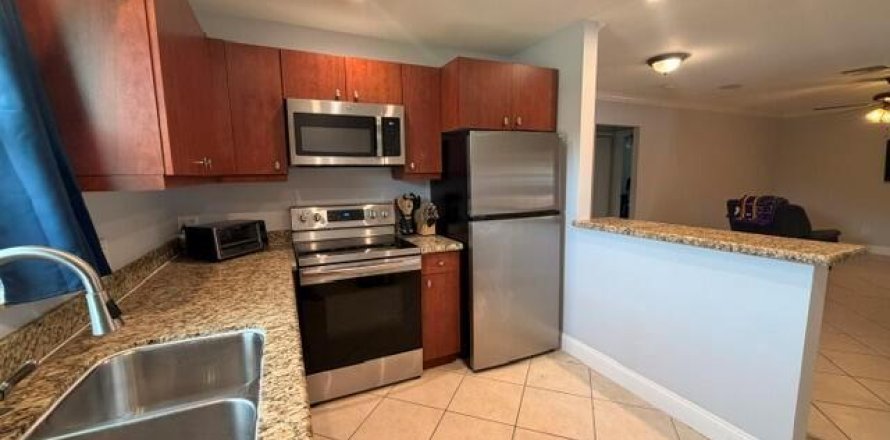 Condo in North Palm Beach, Florida, 2 bedrooms  № 2147309