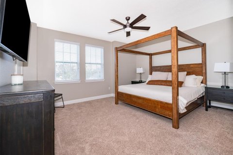 Casa en venta en Kissimmee, Florida, 8 dormitorios, 316.98 m2 № 1723163 - foto 30