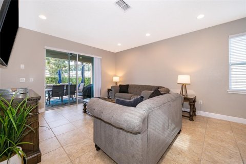 Casa en venta en Kissimmee, Florida, 8 dormitorios, 316.98 m2 № 1723163 - foto 12