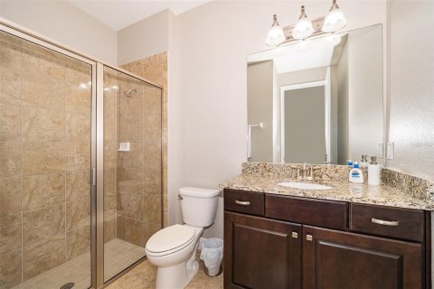 Casa en venta en Kissimmee, Florida, 8 dormitorios, 316.98 m2 № 1723163 - foto 15