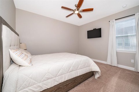 Casa en venta en Kissimmee, Florida, 8 dormitorios, 316.98 m2 № 1723163 - foto 14