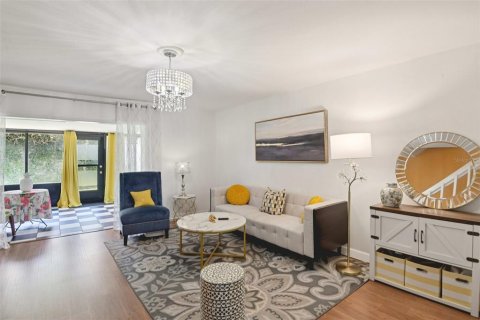 Adosado en venta en Tampa, Florida, 2 dormitorios, 101.64 m2 № 2157765 - foto 7