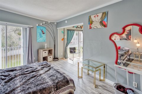 Condo in Lauderdale-by-the-Sea, Florida, 2 bedrooms  № 1708401 - photo 11