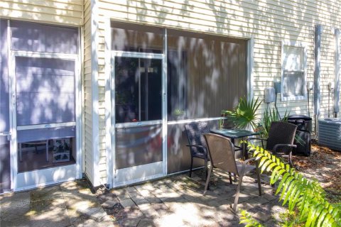 Townhouse in Largo, Florida 2 bedrooms, 105.26 sq.m. № 1805467 - photo 10